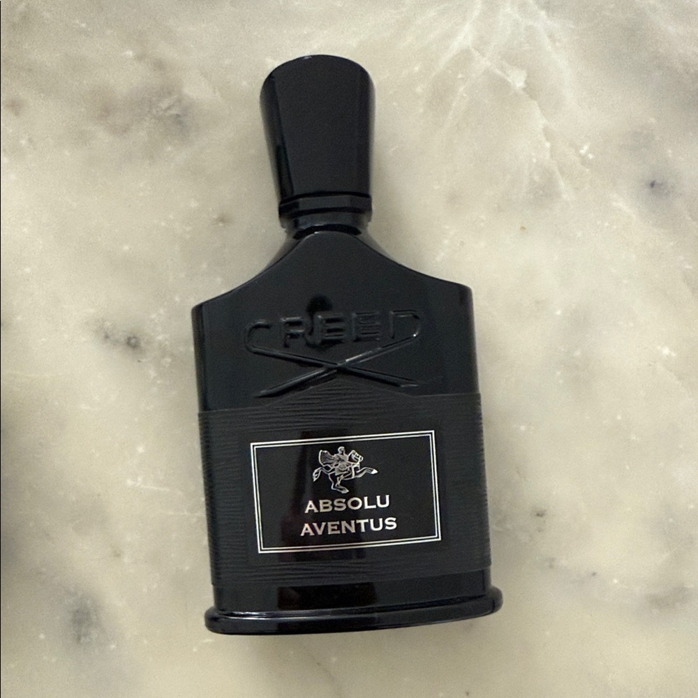 Creed Aventus Absolu in Black